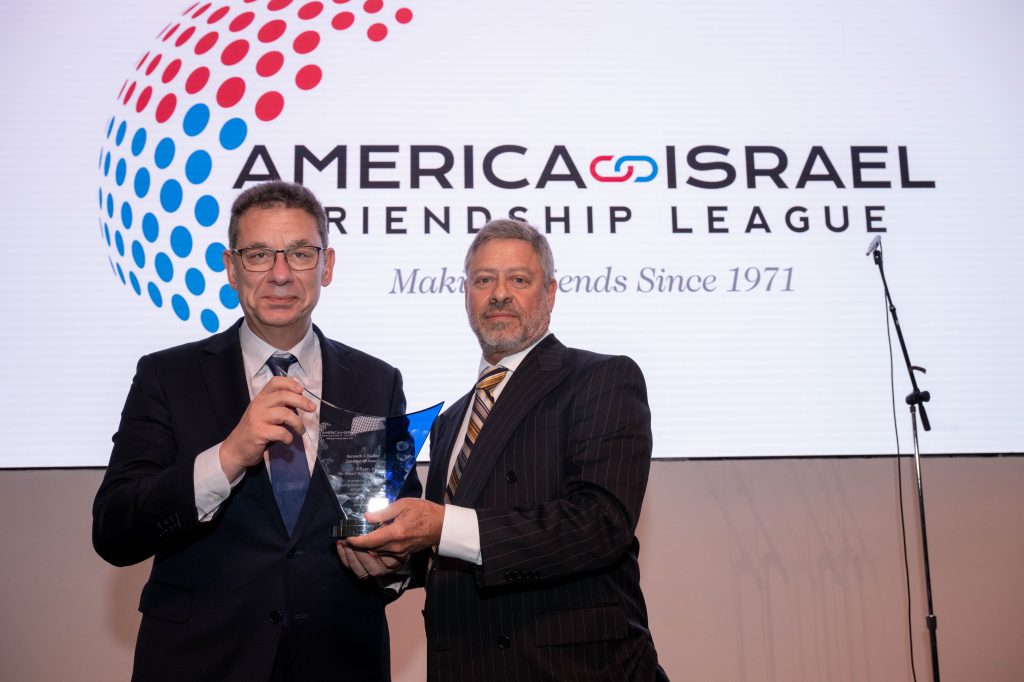 Kenneth J. Bialkin Award - Pfizer, Inc - Recipient: Dr. Albert Bourla